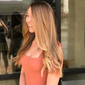 Meet your Posher, Shawna